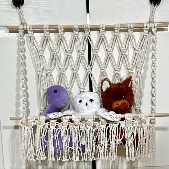 Handmade Macrame Boho Plushies/Doll hammock - Picture 1 of 3